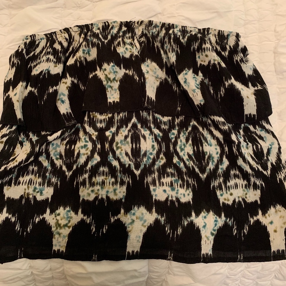 Aqua Brand Strapless Flowy Top